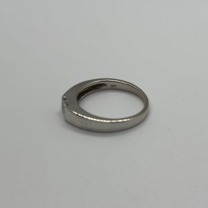 14K White Gold Diamonds Ring Size 7