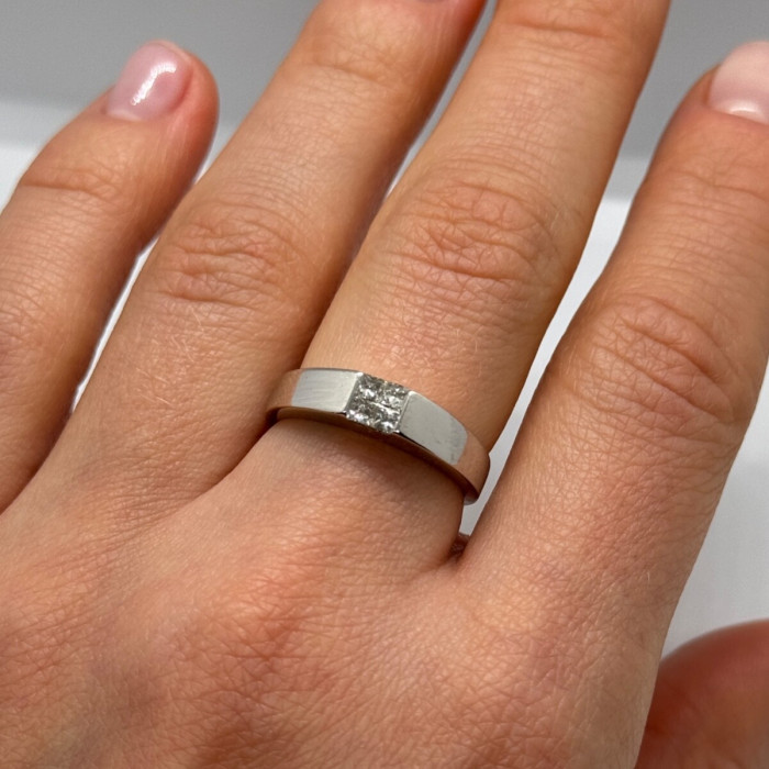 14K White Gold Diamonds Ring Size 7