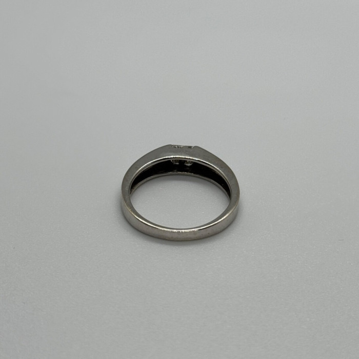 14K White Gold Diamonds Ring Size 7