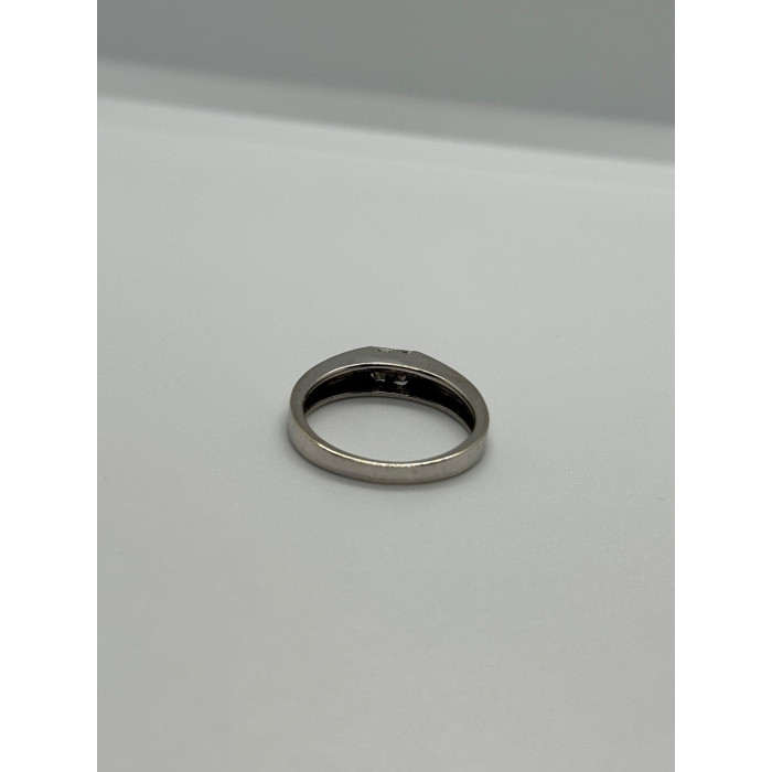 14K WHITE GOLD  DIAMONDS RING SIZE 7