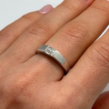 14K White Gold Diamonds Ring Size 7