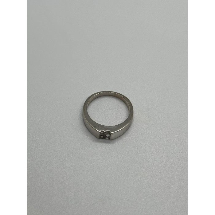 14K WHITE GOLD  DIAMONDS RING SIZE 7