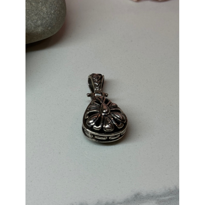 925 Sterling Silver Green Agate Pendant Length 1.4 Inch