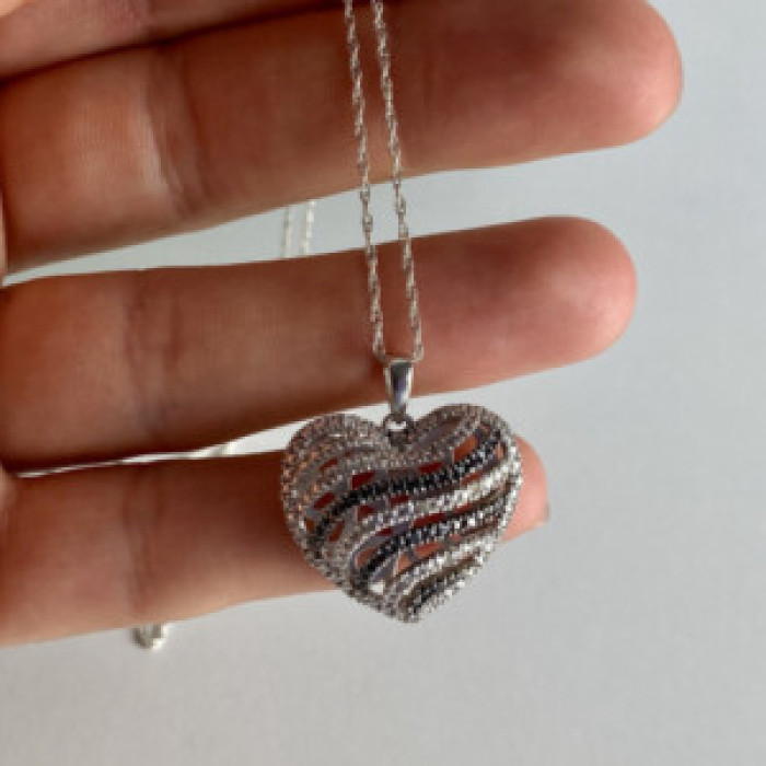 925 Sterling Silver White & Black CZ Heart Chain With Pendant