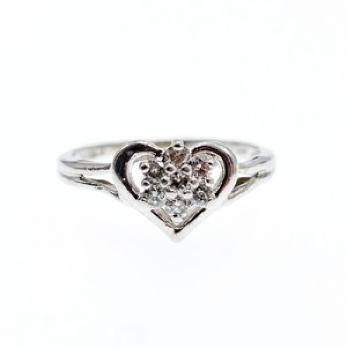 900 Platinum Sapphires 