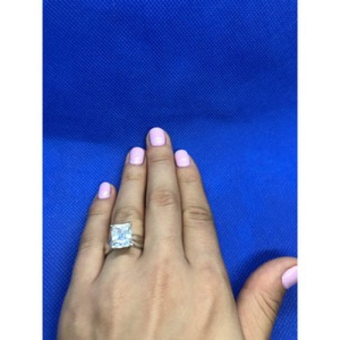 925 Sterling Silver White CZ Ring Size 6.5