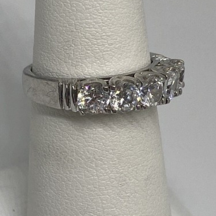 925 Sterling Silver CZ Ring Size 6