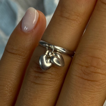 925 Sterling Silver 2 Hearts Charms Ring Size 5