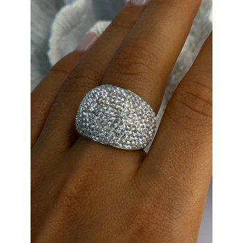 Beautiful 925 Sterling Silver CZ Ring Size 8