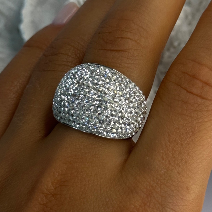 Beautiful 925 Sterling Silver CZ Ring Size 8