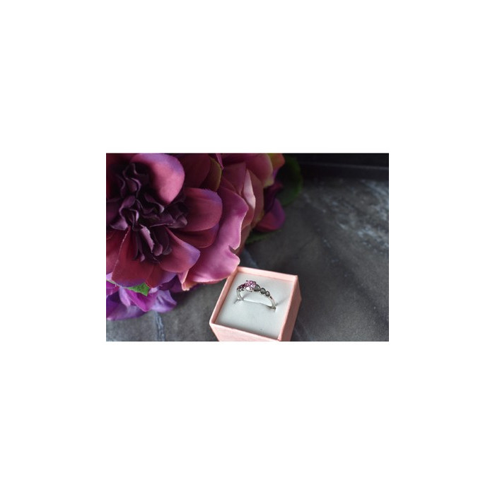 925 Sterling Silver Pink CZ Ring Size 6.5