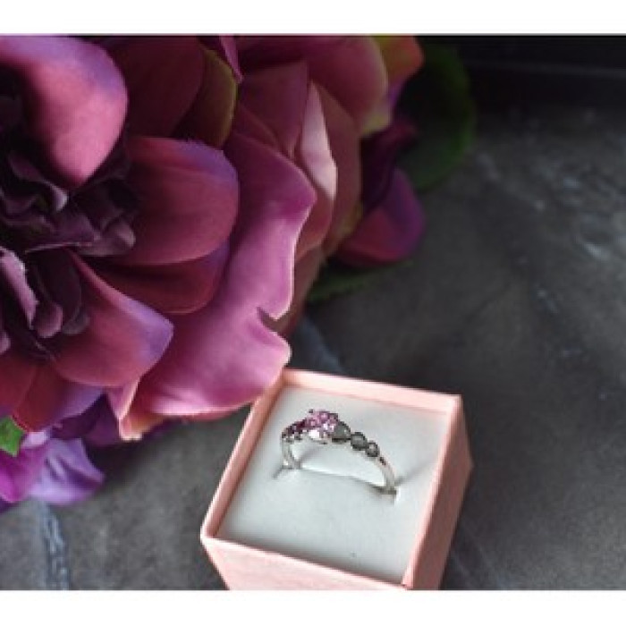925 Sterling Silver Pink CZ Ring Size 6.5