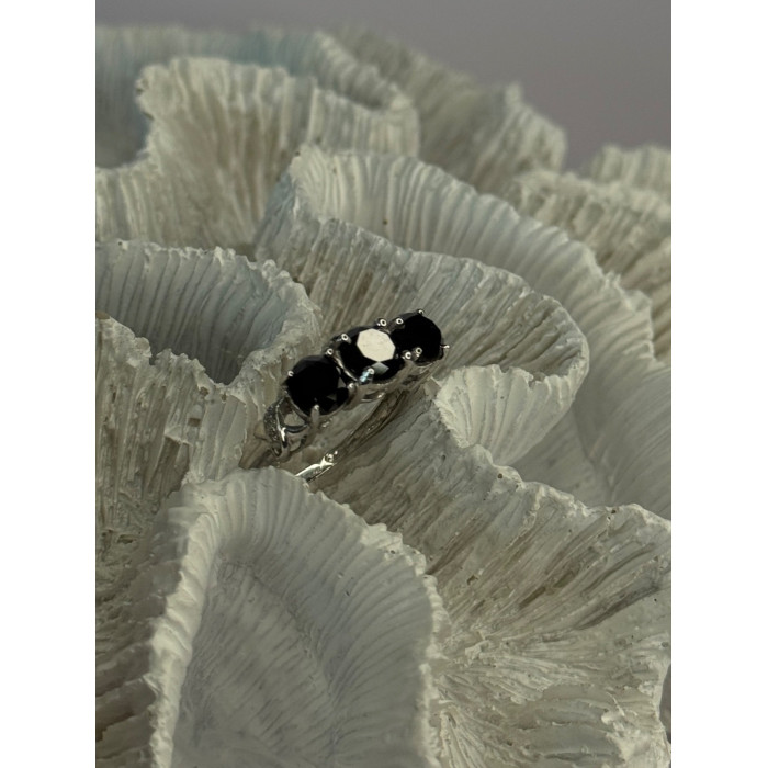 10K White Gold Sapphire & Diamond Ring Size 7.5