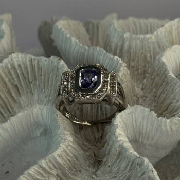 14K White Gold Tanzanite & Diamond Ring Size 6