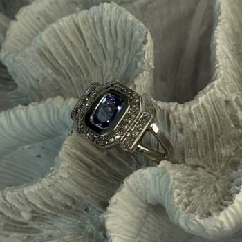 14K White Gold Tanzanite & Diamond Ring Size 6