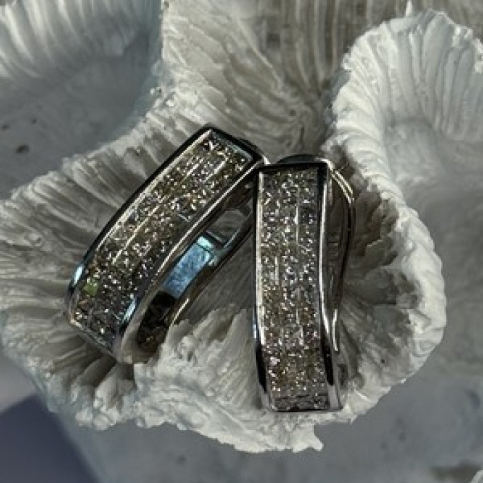 Classy 14K White Gold Diamond 1 Carat Earrings Length 0.83 Inch