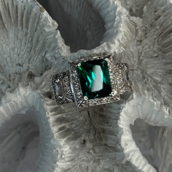 925 Sterling Silver Emerald & Cz Ring Size 6