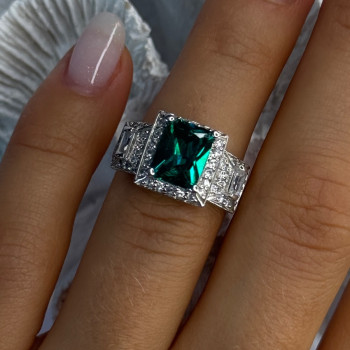 925 Sterling Silver Emerald & Cz Ring Size 6