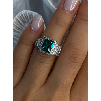 925 Sterling Silver Emerald & Cz Ring Size 6