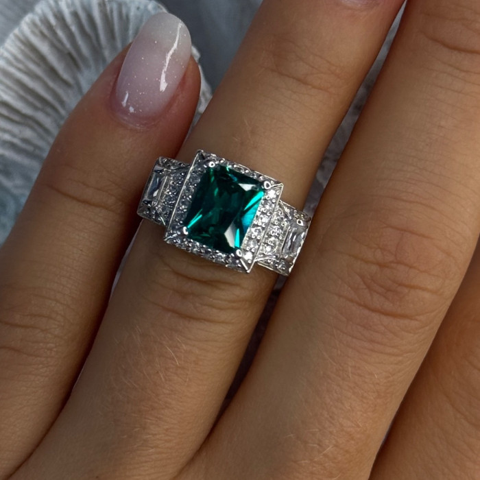 925 Sterling Silver Emerald & Cz Ring Size 6