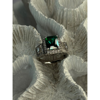 925 Sterling Silver Emerald & Cz Ring Size 6
