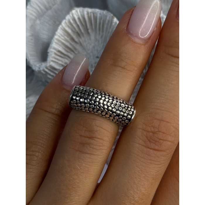 Unique Design 925 Sterling Silver Ring Size 5