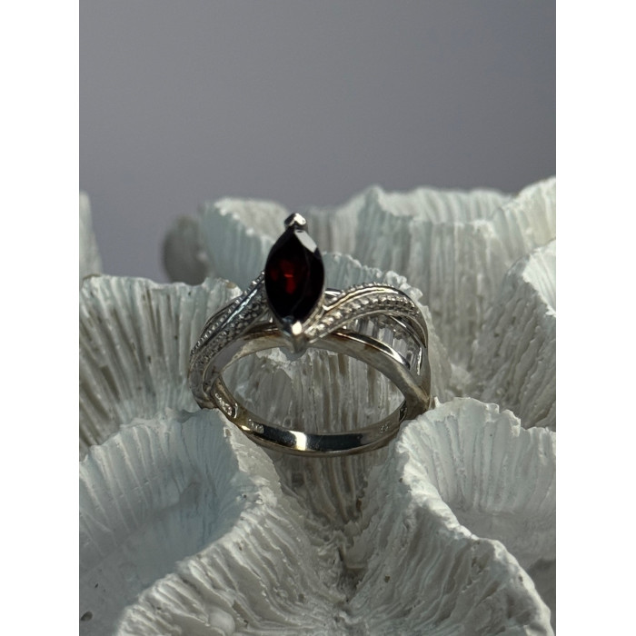 925 Sterling Silver Garnet & Beryl Ring Size 10