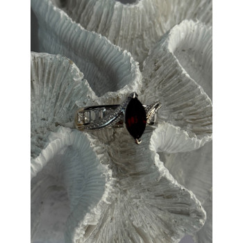 925 Sterling Silver Garnet & Beryl Ring Size 10
