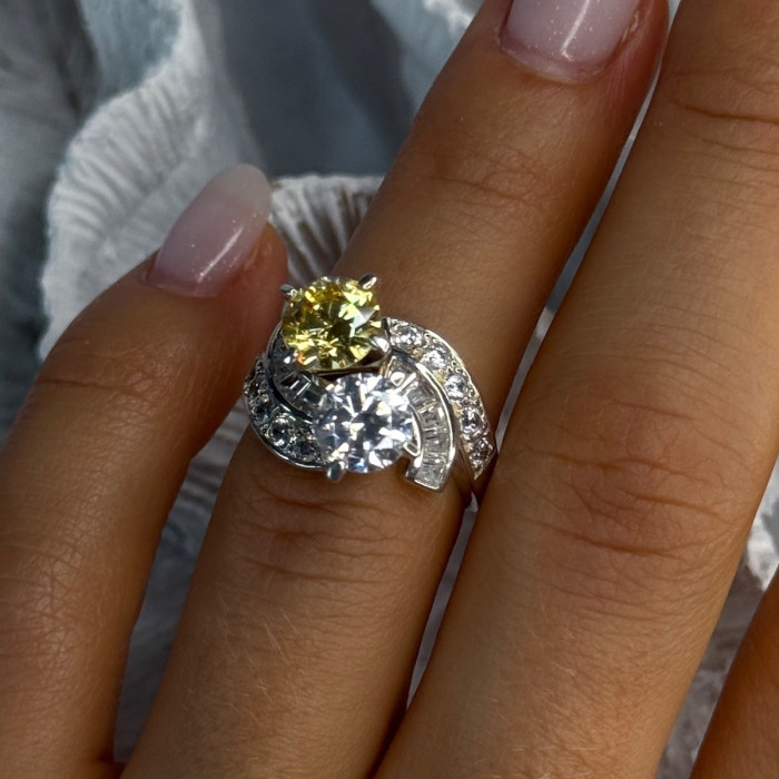 925 Sterling Silver Yellow & White Cz Ring Size 6