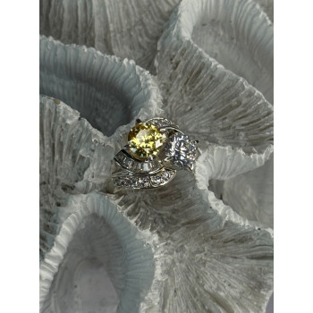 925 Sterling Silver Yellow & White Cz Ring Size 6