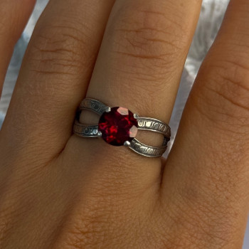 Vintage 925 Sterling Silver Ruby Ring Size 9.5