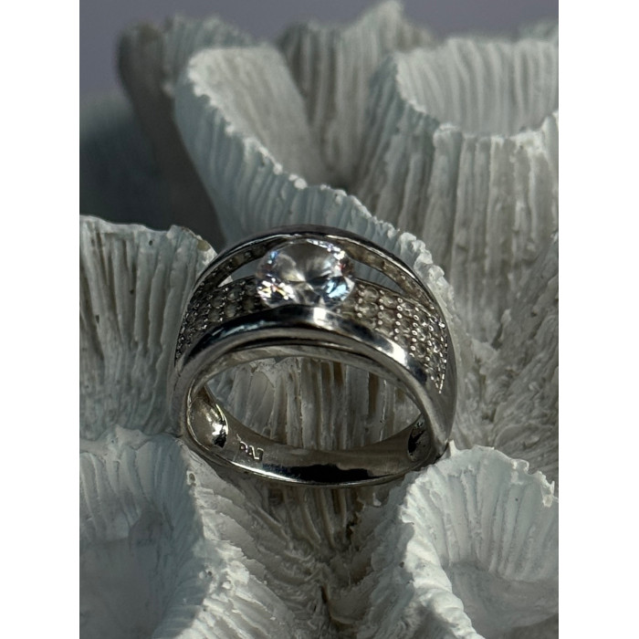 Elegant Design 925 Sterling Silver Cz Ring Size 10