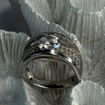 Elegant Design 925 Sterling Silver Cz Ring Size 10