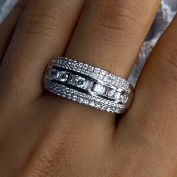 Beautiful Design 925 Sterling Silver Cz Ring Size 11