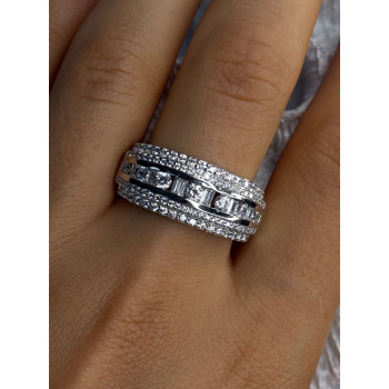 Beautiful Design 925 Sterling Silver Cz Ring Size 11