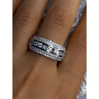 Beautiful Design 925 Sterling Silver Cz Ring Size 11