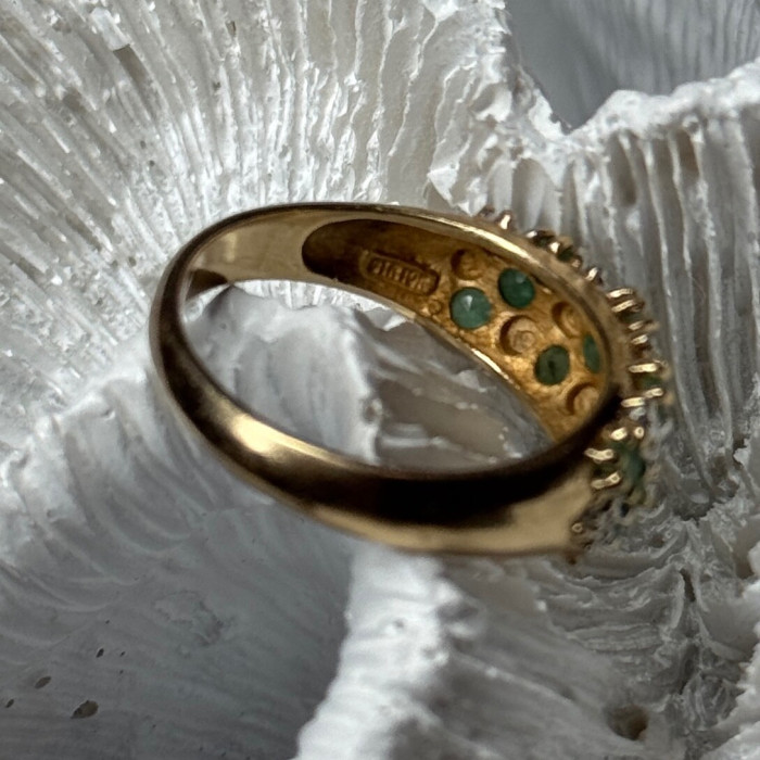 10K Yellow Gold Ring Emerald & Diamond Size 6