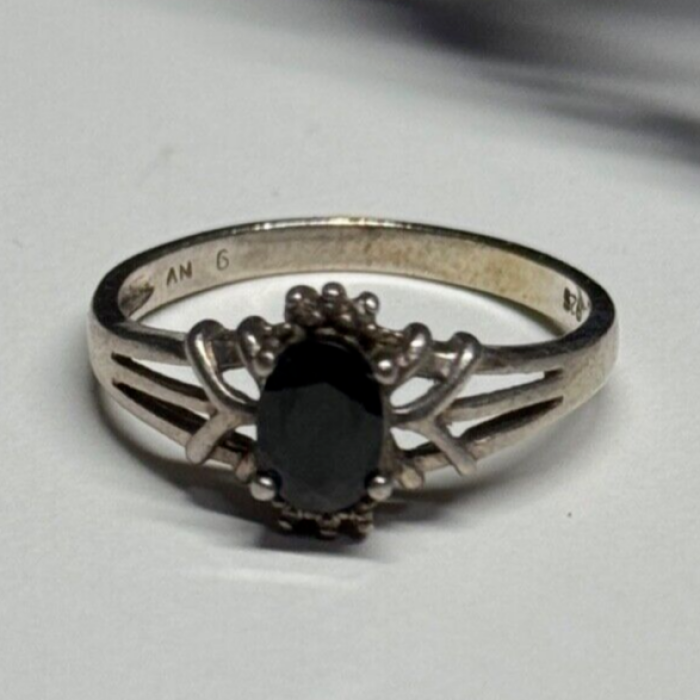 925 Sterling Silver Spinel Ring Size 8