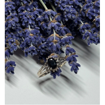 925 Sterling Silver Spinel Ring Size 8