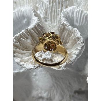 14K YELLOW GOLD RING GARNET FLOWER SIZE 5