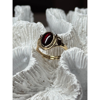 14K YELLOW GOLD AMBER ELEGANT RING SIZE 5