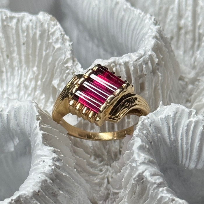 14K Yellow Gold Ring Ruby Size 2.5