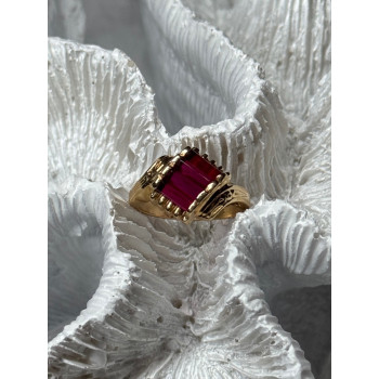 14K YELLOW GOLD RING RUBY SIZE 2.5