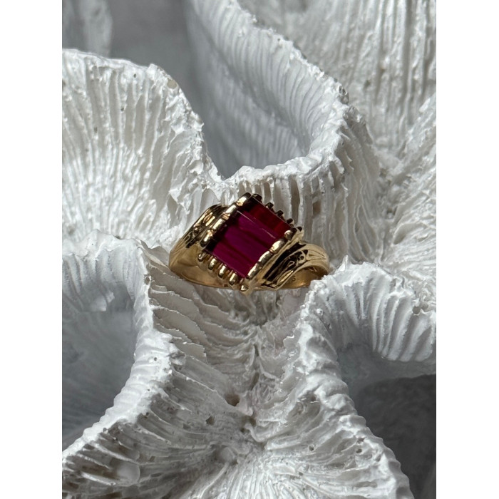 14K YELLOW GOLD RING RUBY SIZE 2.5