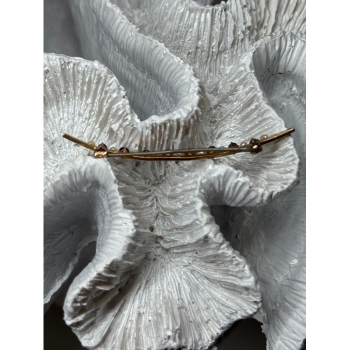 10K YELLOW GOLD SAPPHIRE & PEARLS BROOCH LENGTH 2 INCH