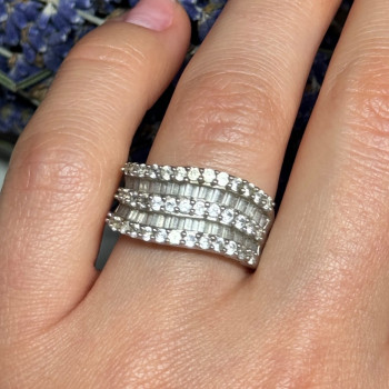 925 Sterling Silver Sapphire Ring Size 6