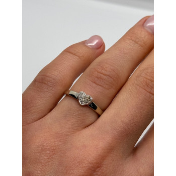 10K WHITE GOLD DIAMOND HEART  RING SIZE 6
