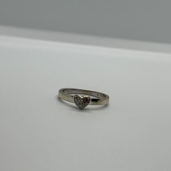 10K White Gold Diamond Heart Ring Size 6
