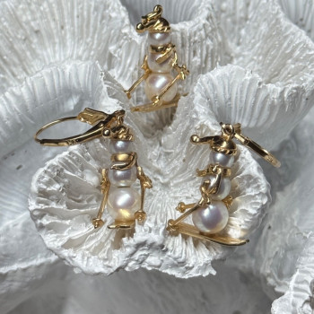 14K Yellow Gold Pearls Earrings & Pendant Skiing Snowmens ON Skis