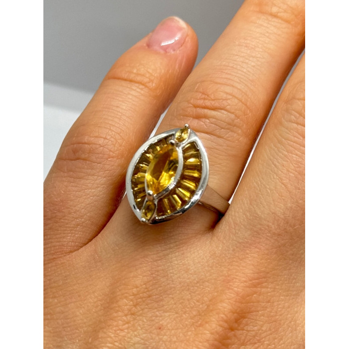 925 STERLING SILVER CITRINE RING SIZE 6.5